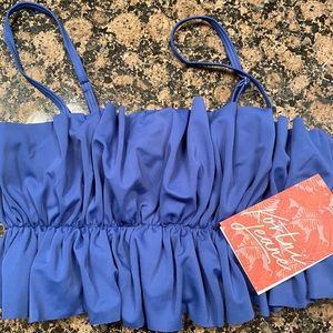 Kortni Jeane oversized ruffle top